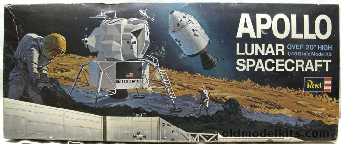 Revell 1/48 Apollo Lunar Spacecraft - Large 20 inch Top of Saturn V, H1838-600 plastic model kit